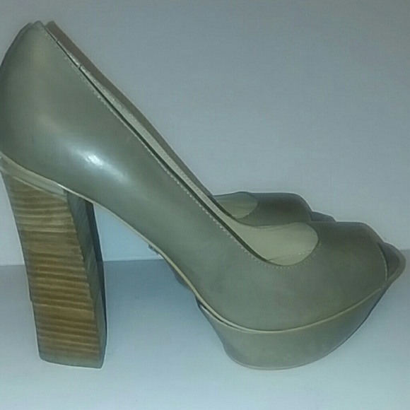 kenneth cole shes got edge platforms size 10 - Picture 5 of 7